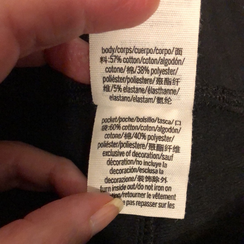 Victoria Secret PINK Shorts - Picture 6 of 7